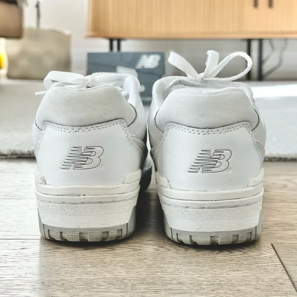 White New Balance 550 Sneakers - Picture 4 of 9